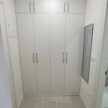 Charming In The Heart Of Apartment Split